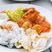 Ayam Goreng Saus Padang