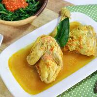 Nasi Ayam Betutu Nasi Ayam Betutu